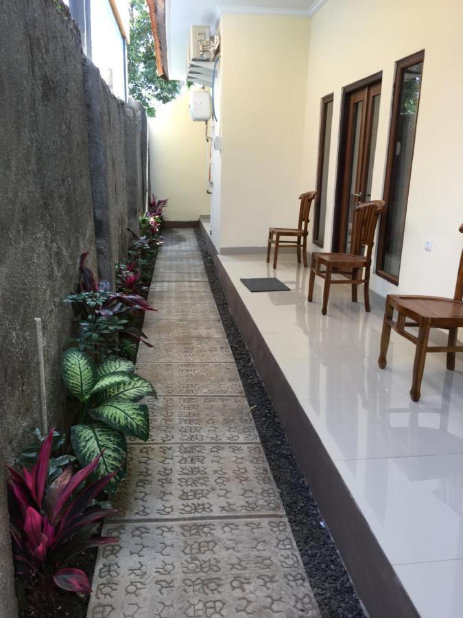 Happy Penida Hostel Toyapakeh ภายนอก รูปภาพ